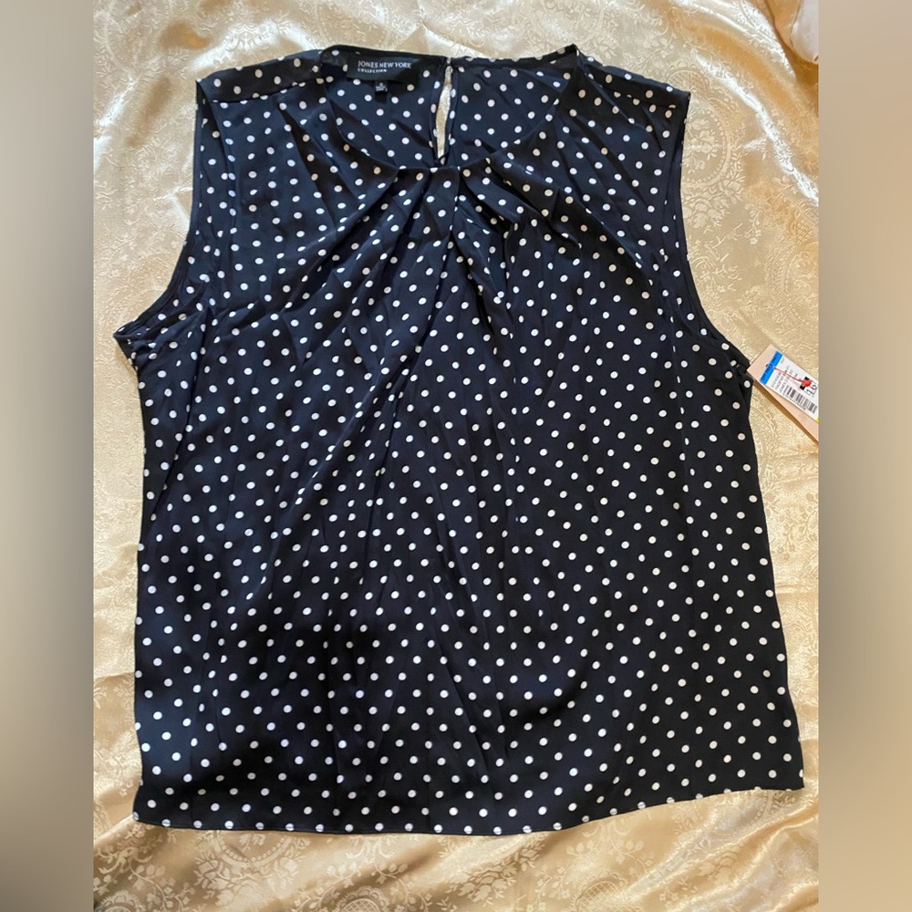 NWT Jones New York Black & White Polka Dot Blouse Women’s Top separates size 16